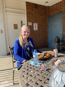 Meet your Posher, Shirley